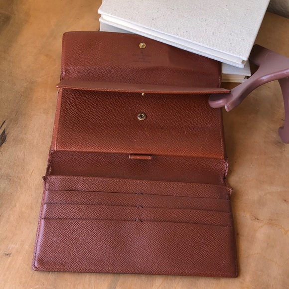 💯 AUTH. LOUIS VUITTON WALLET - Picture 7 of 15